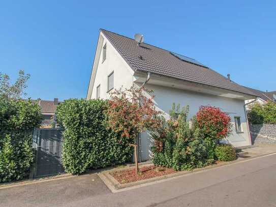 Stilvolles und modernes Einfamilienhaus in gefragter und verkehrsberuhigter Lage von Kleinenbroich