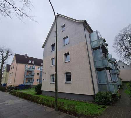 Renovierte 2-Zimmer-Whg. mit EBK und Balkon // Gerberstraße, Elmshorn