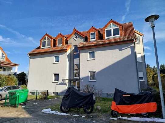 Prov.-freie eigennutzungsfähige 2-Zimmer-Whg. mit Balkon+Garage an Berliner Stadtgrenze