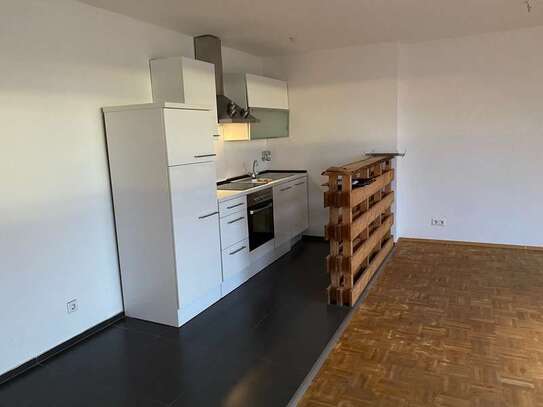 ***NETTE MIETER GESUCHT - SCHÖNE 3 ZIMMER DG WOHNUNG IM BELIEBTEN BENRATH***