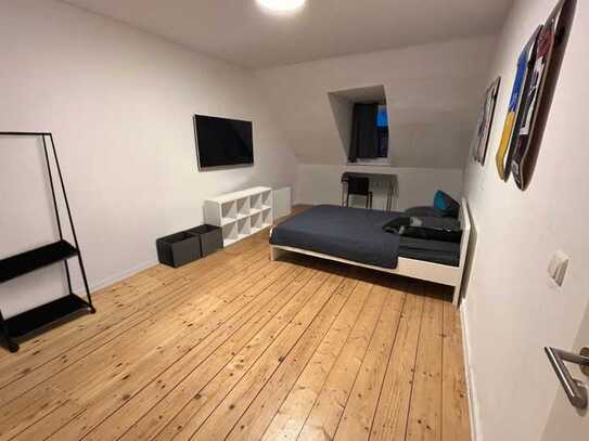 +++ Furnished room in 60322 +++