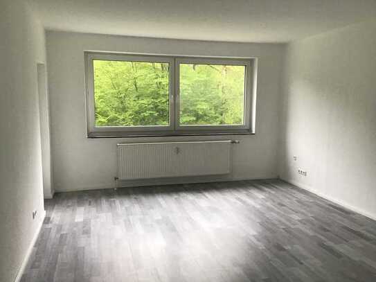 Moderne 2-Zimmer-Wohnung mit Balkon kurzfristig verfügbar