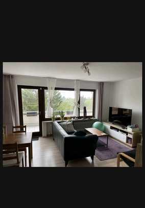 Schöne helle 2-Zimmer Wohnung mit EBK und Stellplatz