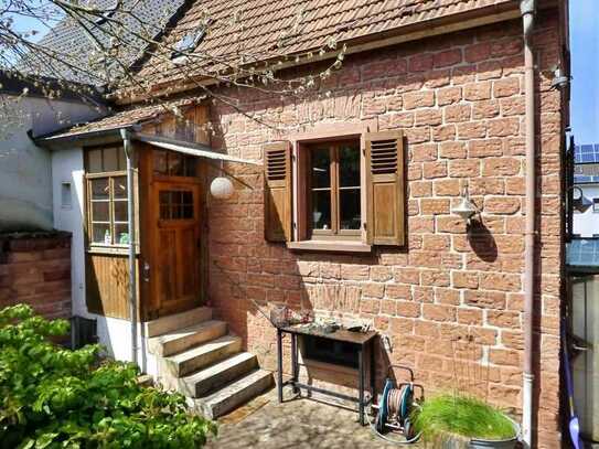 Ihr persönliches Märchenhaus mit idyllischem Garten