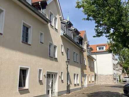 Kapitalanlage: vermietete Wohnung in der historischen Altstadt von Ladenburg!