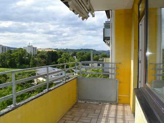 Freundliche Eigentumswohnung mit großem Balkon und Stellplatz in zentraler Lage von Andernach