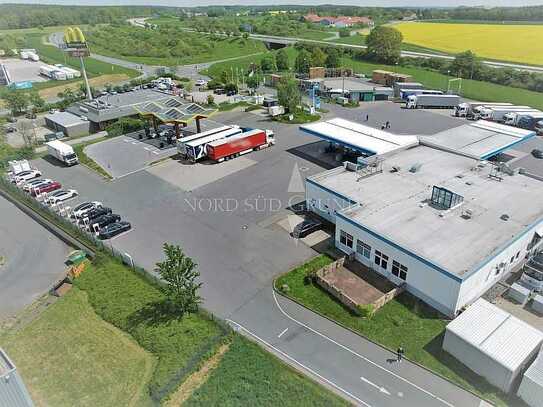 Autohof mit Tankstelle, Restaurant und separater Gewerbeimmobilie auf 41.425 m² Grundstück.