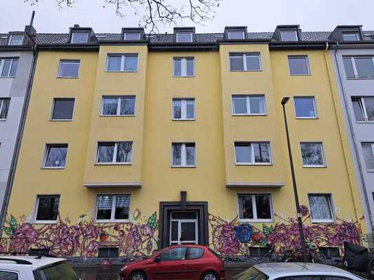 Zentrale 2-Zimmerwohnung in Köln - WG-geeignet