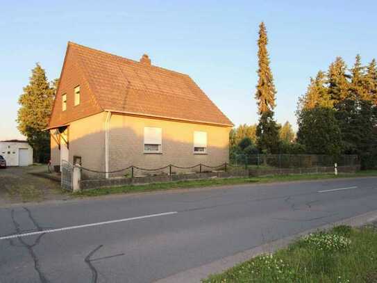 Sanierungsbedürftige Gartenperle mit schöner Aussicht in Feldrandlage von Kalkar