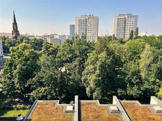 Über den Dächern Berlins mit fantastischem Ausblick*
DG mit Aufbauterrasse+TG-Stellplatz*Bezugsfrei*