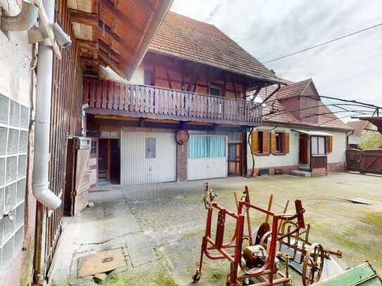 ~~ BAUERNHAUS AUF 2555 QM GRUNDSTÜCK MIT LANDW. ANBAUTEN, HALLE UND BAUPLATZ MIT TEILUNGSOPTION ~~