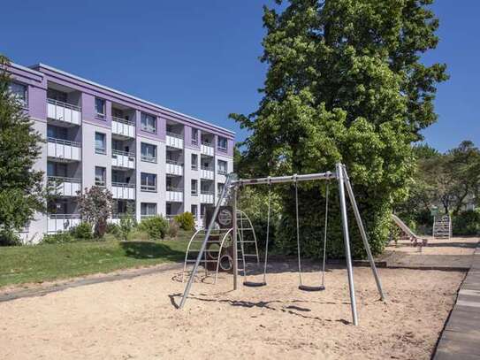 Hier erwarten Sie ein frisch verlegter Laminatboden und helle Räume #familienwohnung