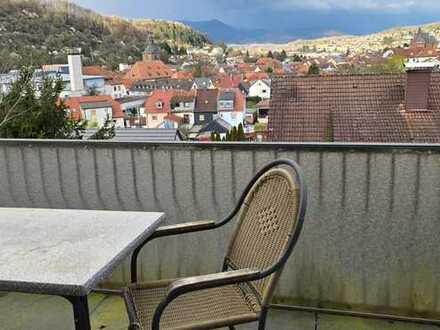 Feine Erdgeschosswohnung in bester Lage mit Aussicht