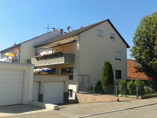 Marbach, zentrumsnah, helle, freundliche 3 Zimmer-DG-Wohnung, 10 Gehminuten zur S-Bahn, ruhige Lage
