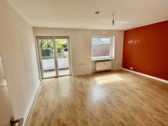 3-Zimmer-Hochparterre-Wohnung mit Balkon in Eutin - Zentrum