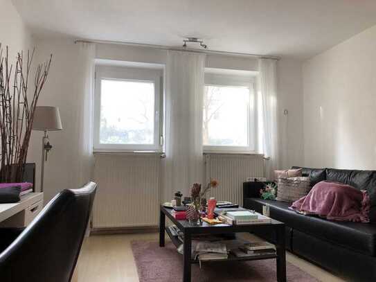 Gemütliche, möblierte 1-Zimmer-Wohnung in Oberesslingen