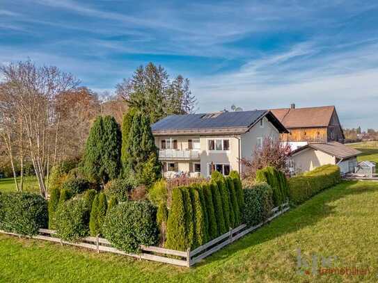 Berg - Nur wenige 100 Meter zum See - Renoviertes Zweifamilienhaus / 1.700m² Grund / Voll vermietet!