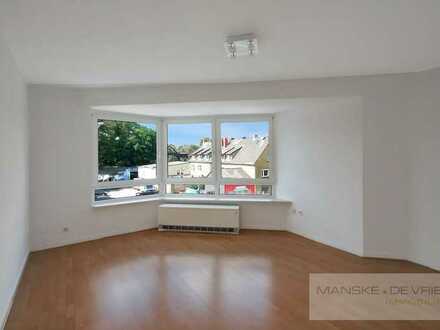 Renovierte 3-Zimmer Wohnung mit toller Fensterfront in Essen-Bergeborbeck!