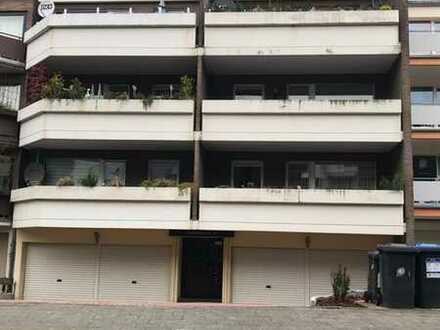Stilvolle 2-Zimmer-Wohnung mit Balkon und Einbauküche in Düsseldorf