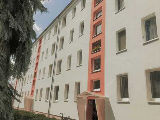 Komfortable 2-Raumwohnung mit großer Wohnküche.