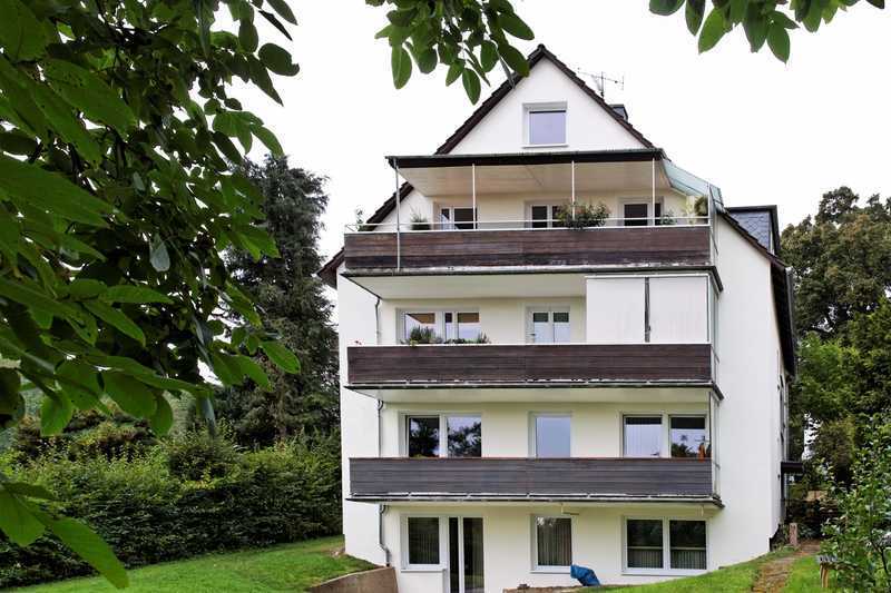                                                               Wohnen mit Charakter: Ger&auml;umige 4-Zimmer-Wohnung in Kassel                                                       in Brasselsberg (Kassel)