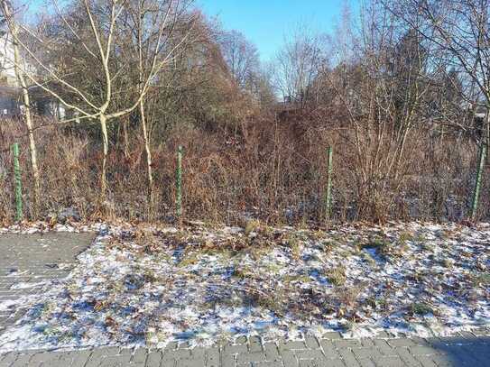 Großes Baugrundstück in idyllischer Wohnlage