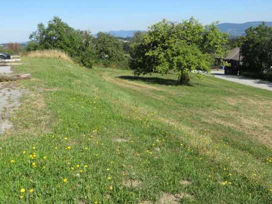 Baugrundstück mit Ausblick nahe Vilshofen mit ca. 2300 m²