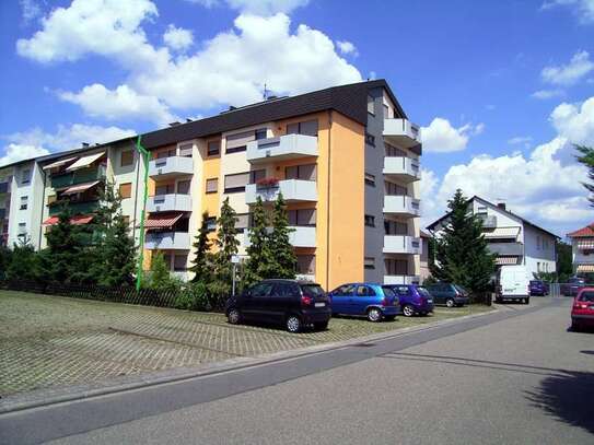 helle & ruhige, kernsanierte 2-Zimmer-Wohnung mit Balkon in Brühl