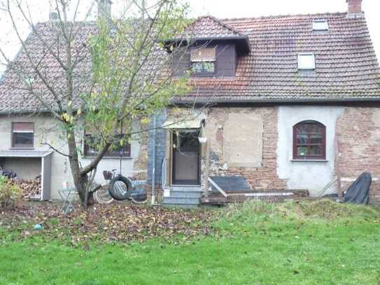 Landhaus mit historischem Charme und großem Garten