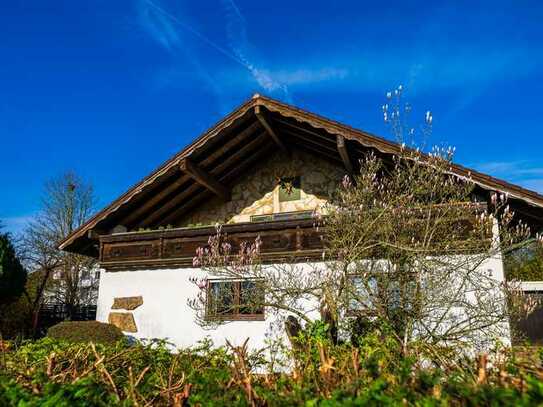 Provisionsfrei: Villa Ruckh mit großem Grundstück in Bestlage von Bad Rappenau mit Garten