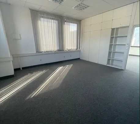 *PROVISIONSFREI* verschiedene Teilflächen Büro/Einzelhandel/Praxis 20-100m² zu vermieten