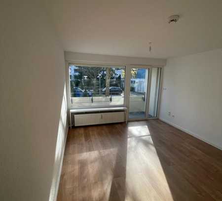 Beziehen Sie ein renoviertes 1-Zimmer-Appartment mit Balkon!