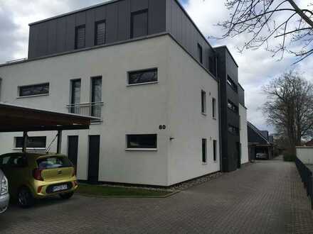 Moderne hochwertige 3 Zimmer WE, 1.OG, Balkon und Carport in Gadeland