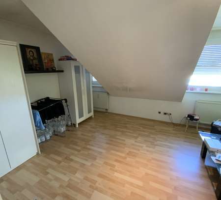 Stilvolle 1-Zimmer-Dachgeschosswohnung in Nürnberg