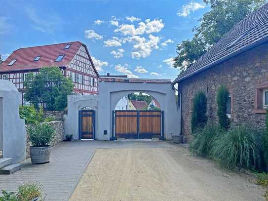 Stadthaus in idyllischem Hofreiten-Charakter