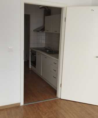 !!!2 Balkone 2 Raum Wohnung mit Einbauküche!!!