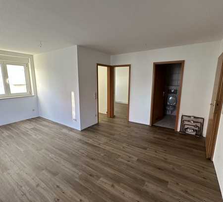 Geschmackvolle 2-Zimmer-Wohnung mit geh. Innenausstattung mit Balkon und EBK in Eislingen/Fils