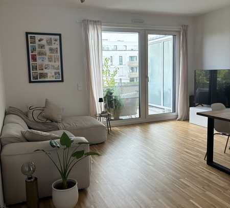 helle 2-Zimmer Wohnung mit Balkon und hochwertiger Einbauküche