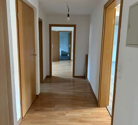 Schöne helle neusanierte 5 Zimmer-Wohnung 118qm in VK-Ludweiler