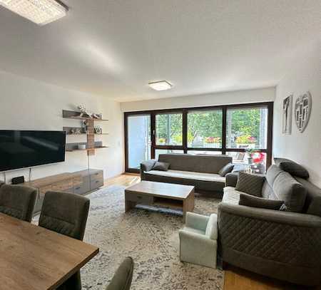 Attraktive & renovierte 3-Zimmer Wohnung mit Balkon und 2 Stellplätze - in Baden-Baden!