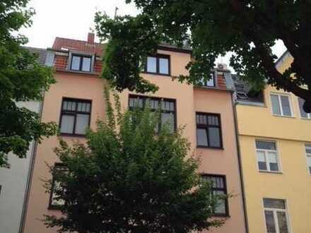 3-Zimmer-Wohnung, Balkon, offener Kamin, möbliert in Köln-Klettenberg