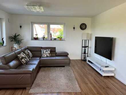 Ansprechende 2-Zimmer-Wohnung mit großer Terasse und EBK in Baustetten