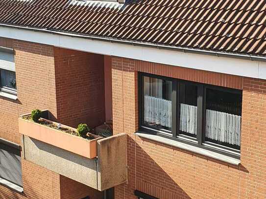 Südbalkon mit heller 2-Zimmer-Wohnung in begehrter, ruhiger, gepflegter Lage von Empelde