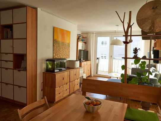 Helle 4 Zimmer Wohnung mit Balkon in Waiblingen, in einem Mehrgenerationenhaus