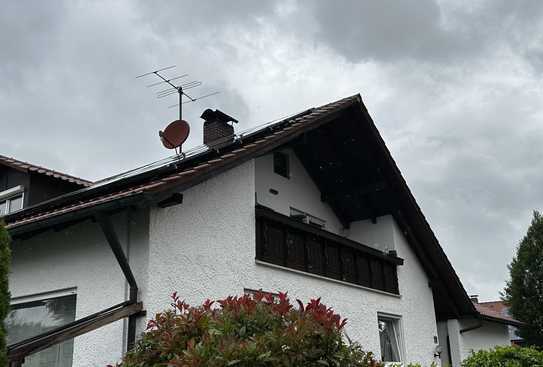 Stilvolle, modernisierte 3-Zimmer-Dachgeschosswohnung mit Balkon und Einbauküche in Ingolstadt