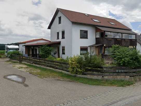 Mehrfamilienhaus mit Werkstatt in Lappersdorf / ohne Provision