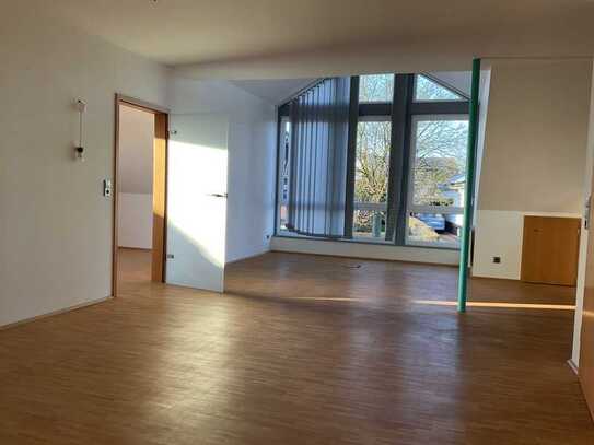 Hochwertige,lichtdurchflutete 3 Zimmer Wohnung in Hessisch Oldendorf Fischbeck zu vermieten