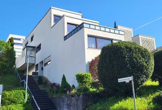 Natur- und Stadtnah | Sanierte 4,5-Zimmer-Terrassenwohnung mit Hausgefühl