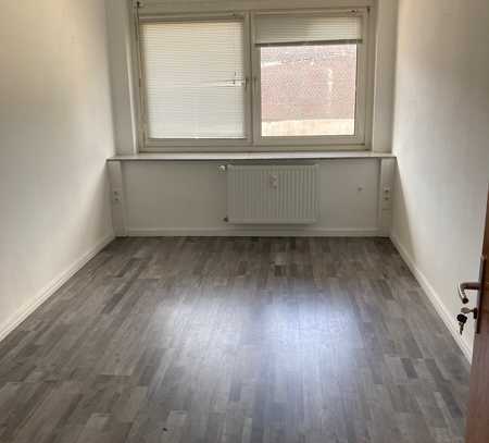 Start Up ! Moderne Büroräume in gesuchter Lage zum Bankenviertel