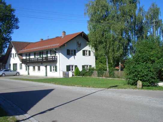 Schönes Landhaus, freistehend m. Blk. u. Garten 4 Zi/Küche/Bad